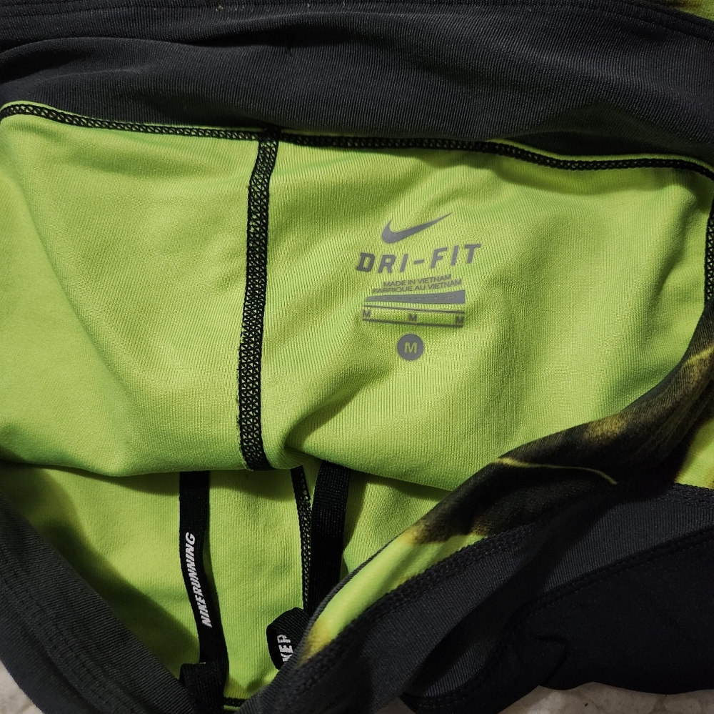 Nike - M Skirt with built-in shorts - Picture 3 of 4